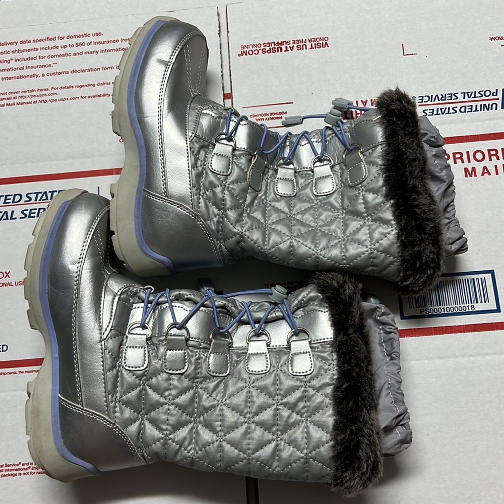 Snow boots for winter or cold weather